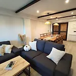בית נופש La Cabana27